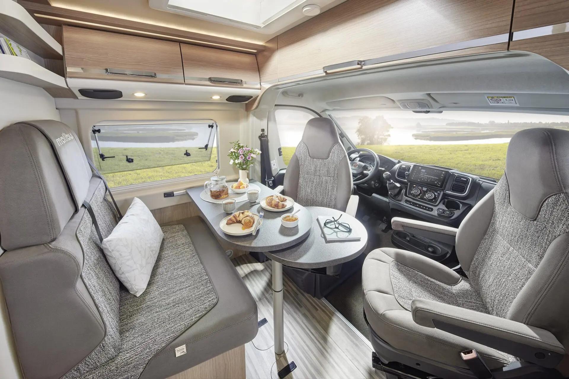 2025 Malibu Vans Compact Bild 8