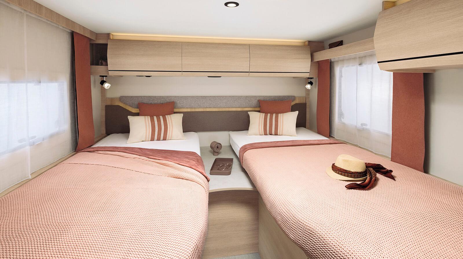 Coachbuilt 666f Twin Beds