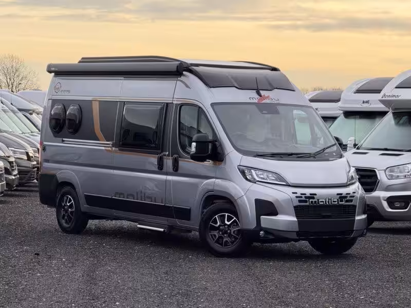Malibu Van Diversity Charming Family-For-4 600 DB K