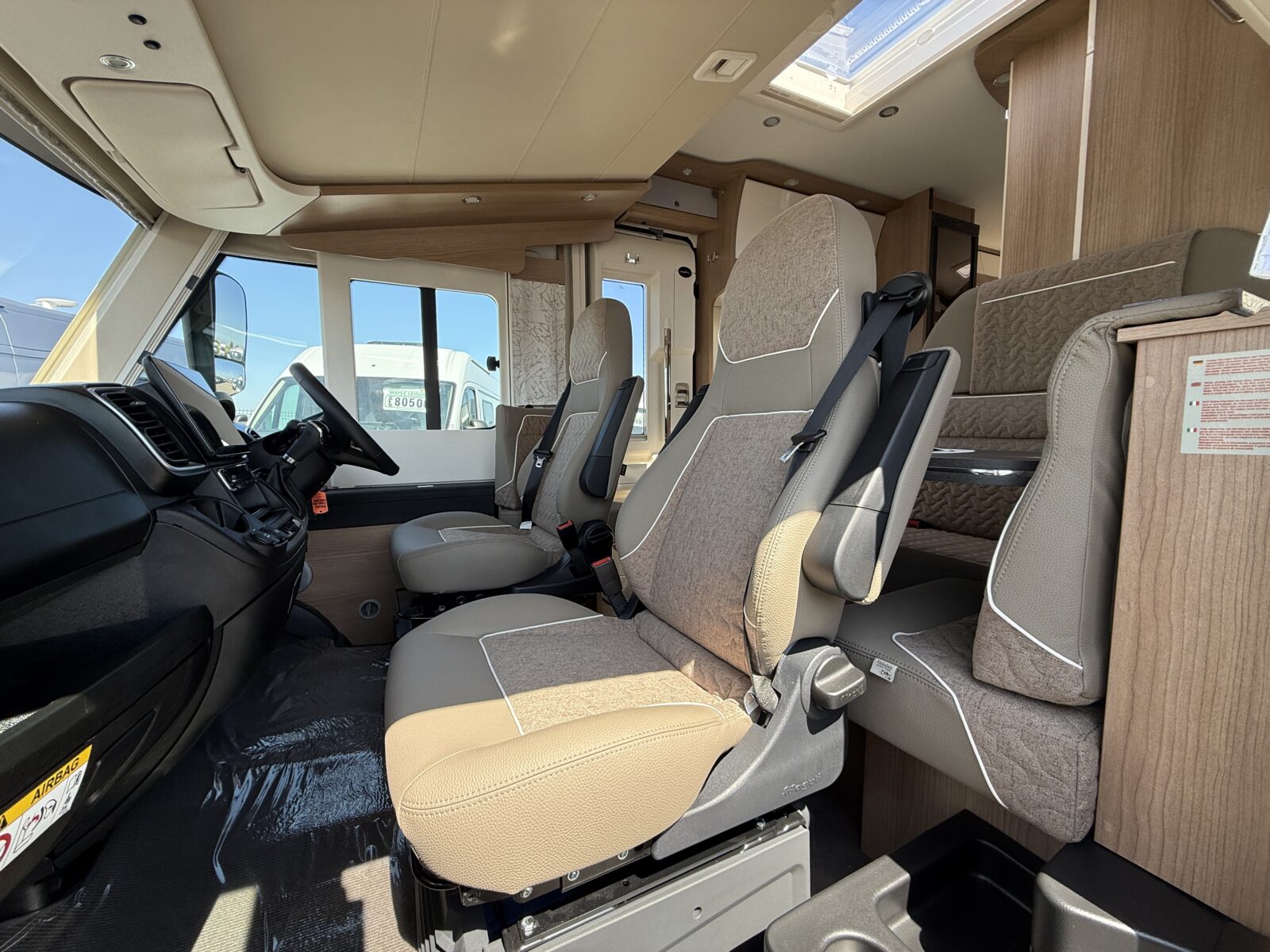 20250520 122919168 IOS