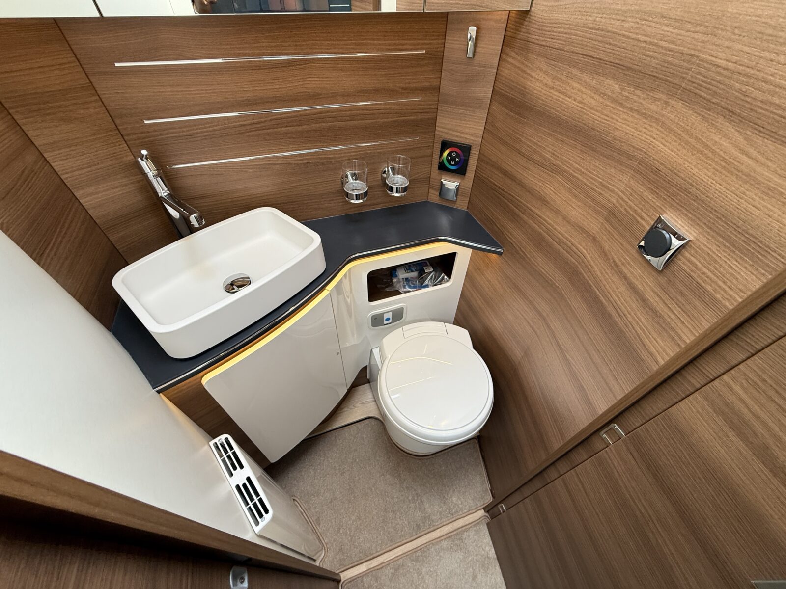 20250815 145213847 IOS