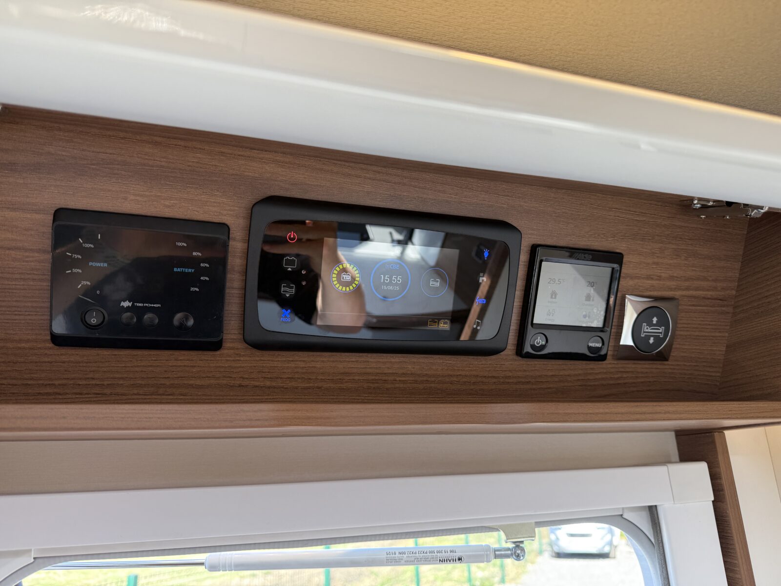 20250815 145602394 IOS