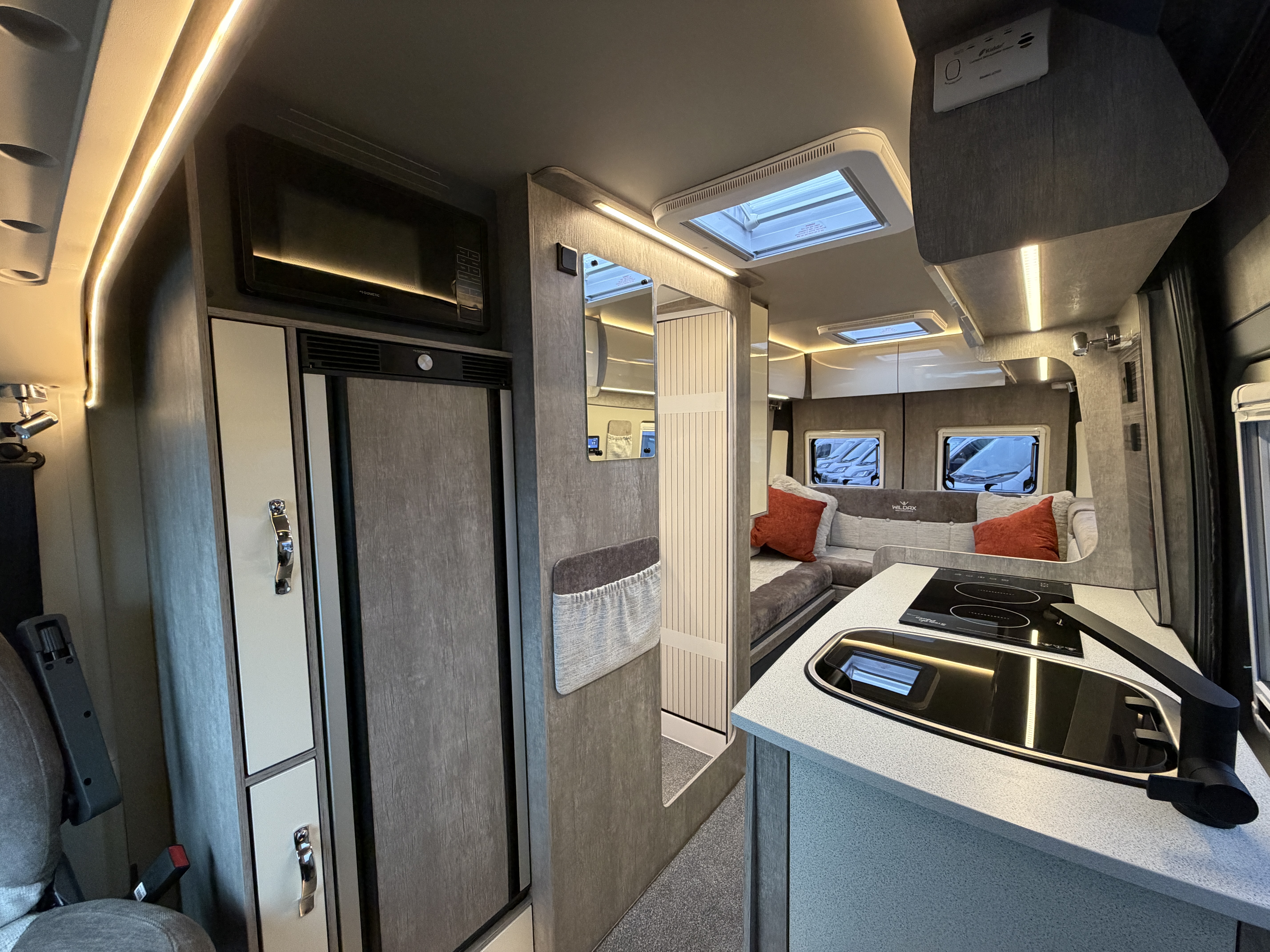 20251106 151244779 IOS