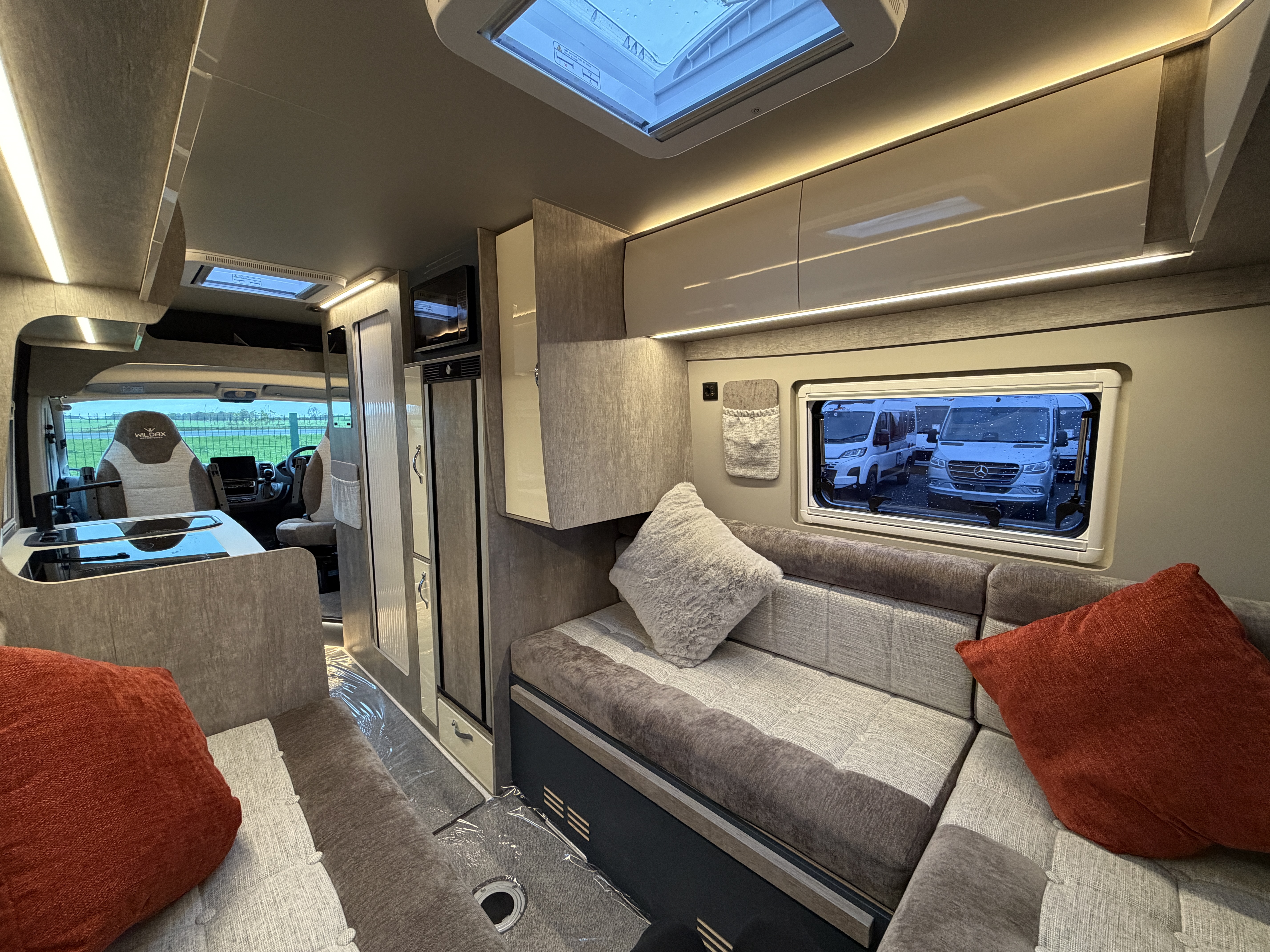 20251111 145548532 IOS