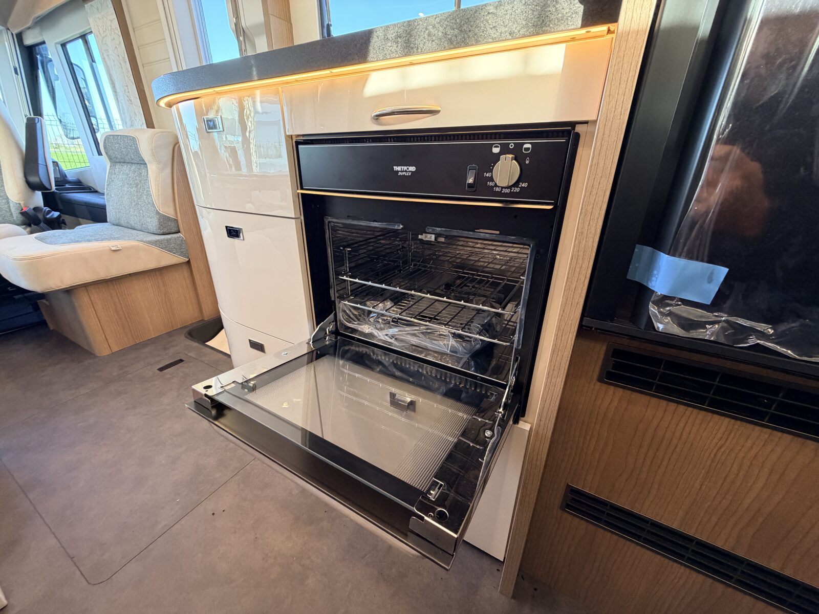 20251202 105309655 IOS