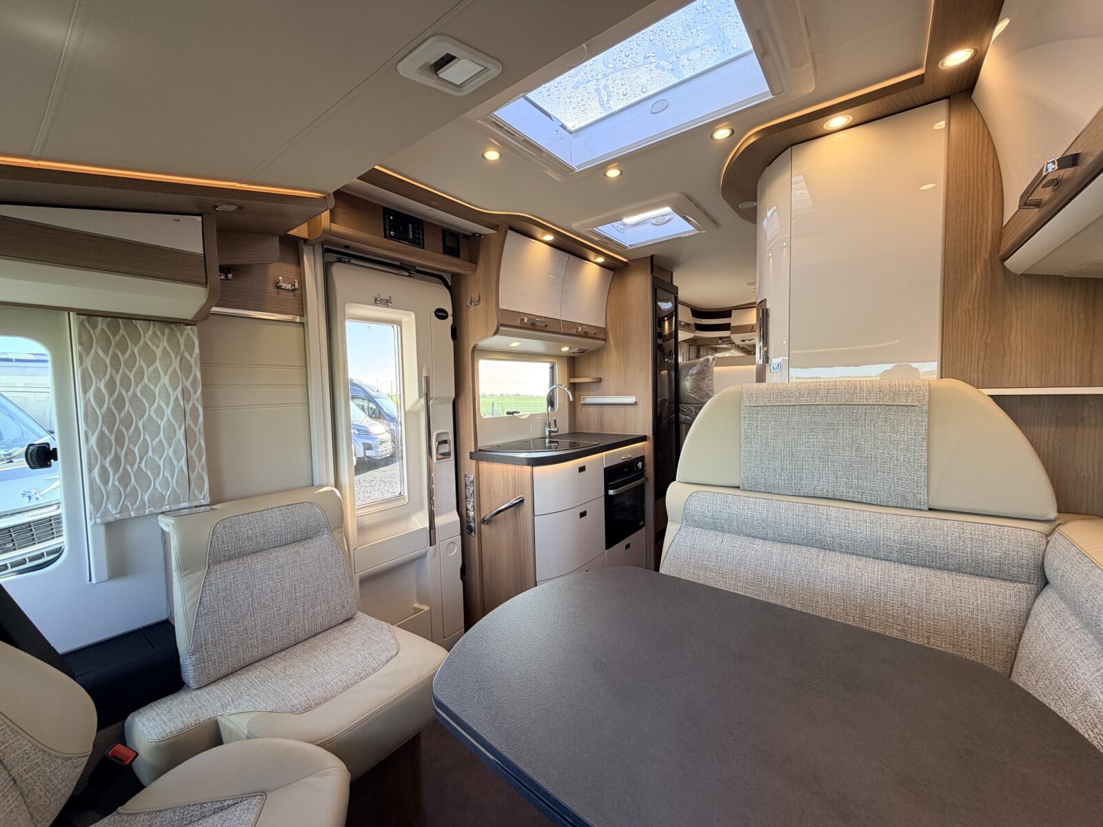 20251202 110549356 IOS