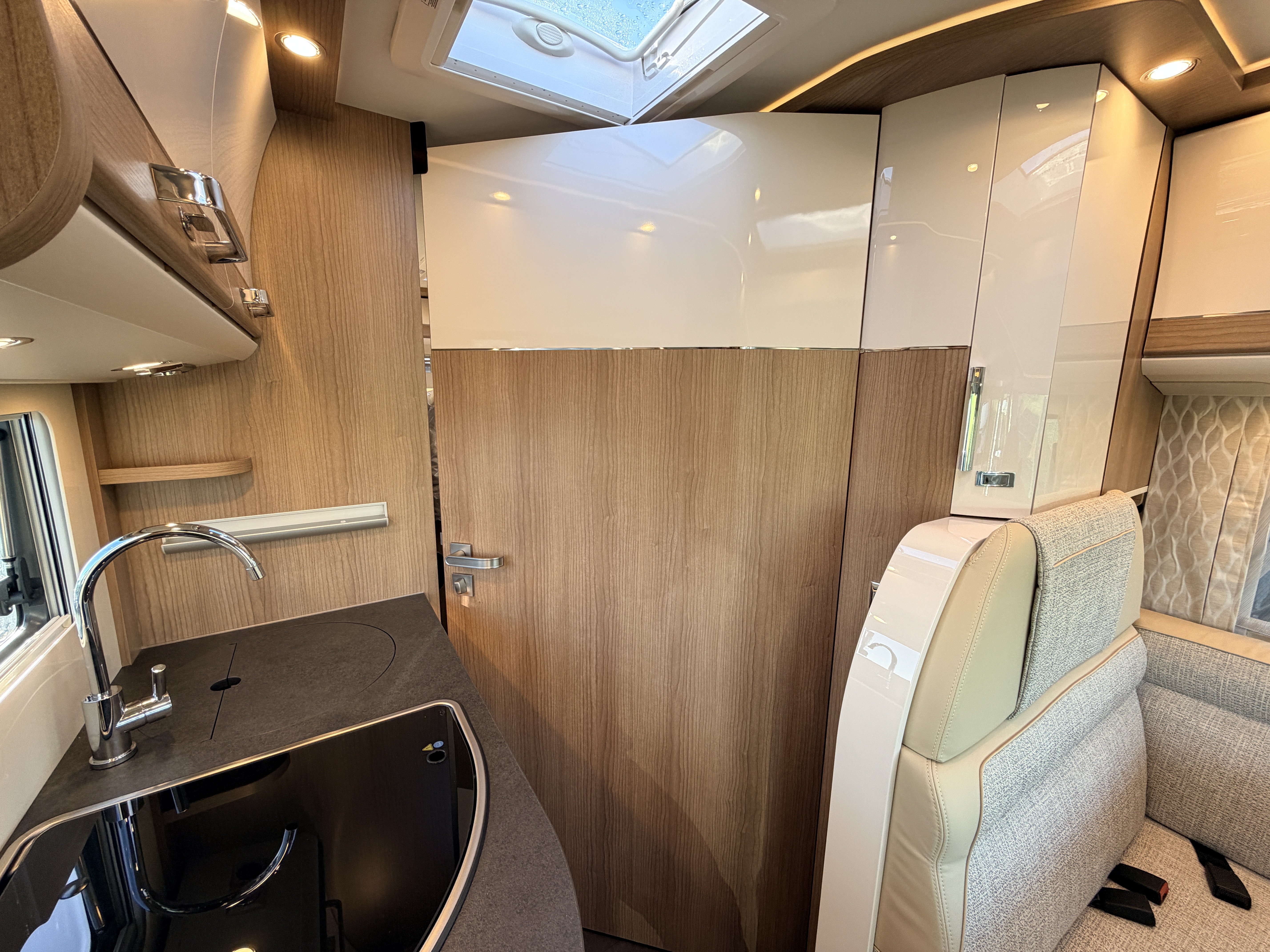 20251202 110617696 IOS