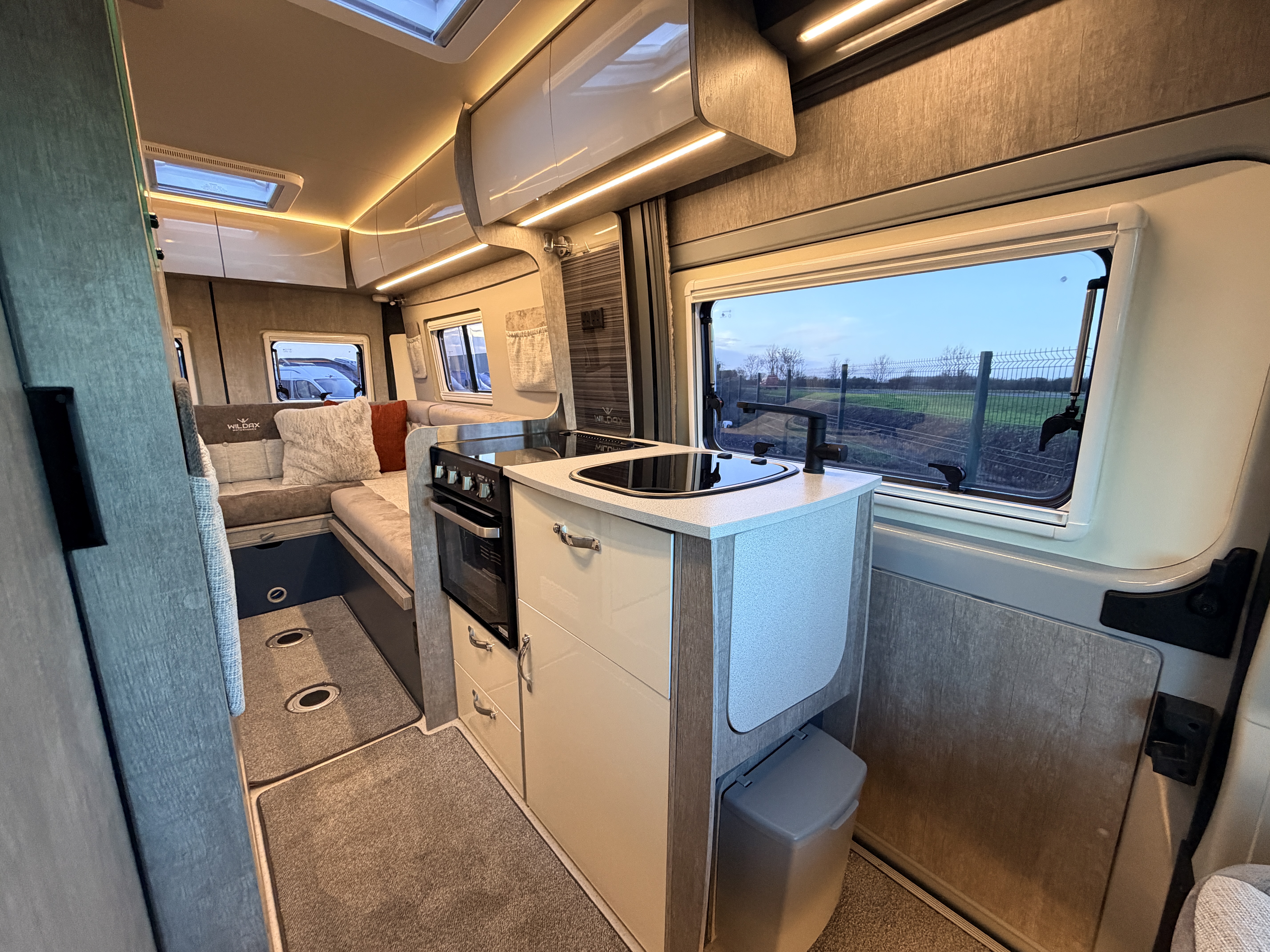 20251208 145629102 IOS