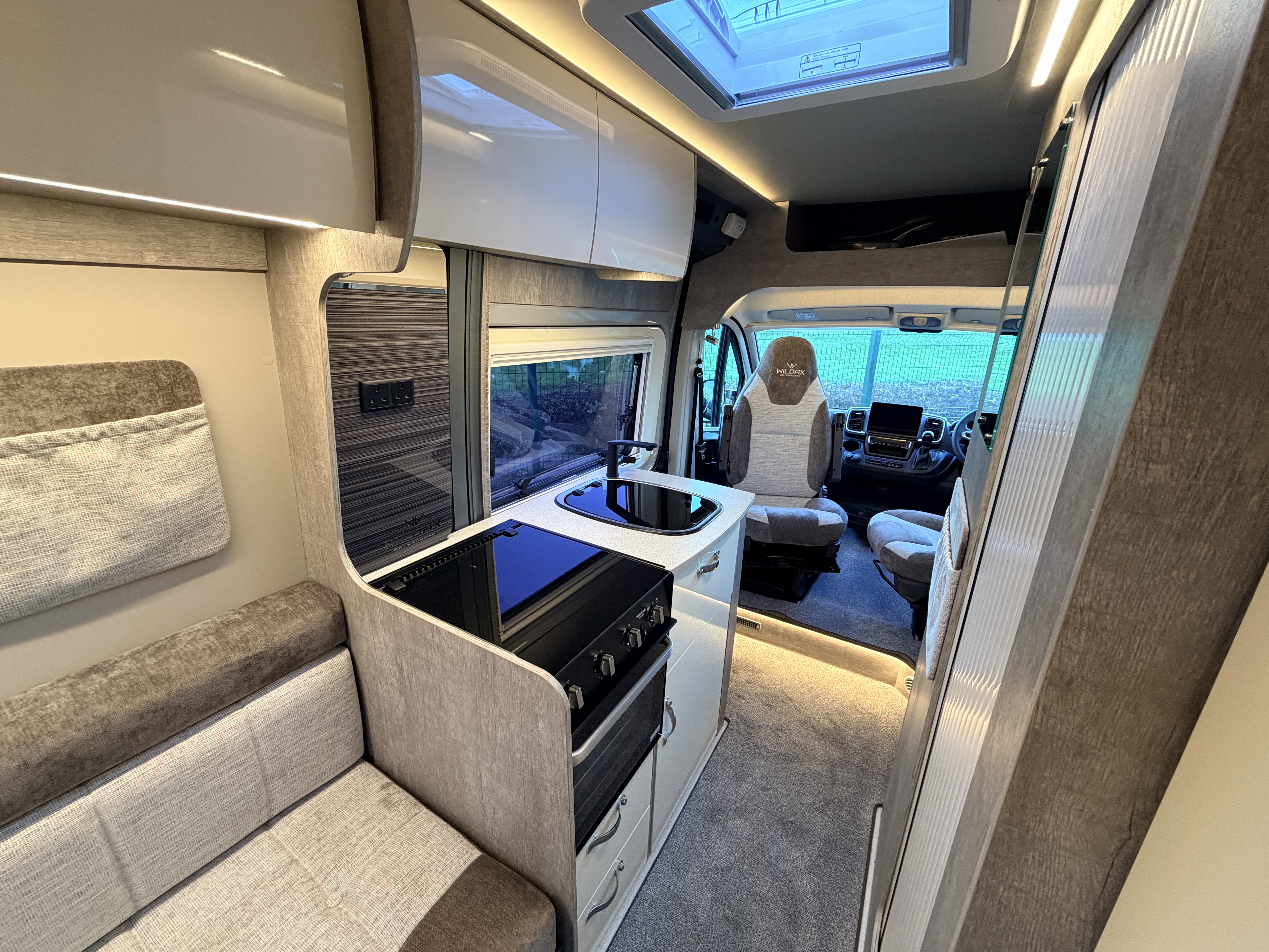 20251208 145714191 IOS